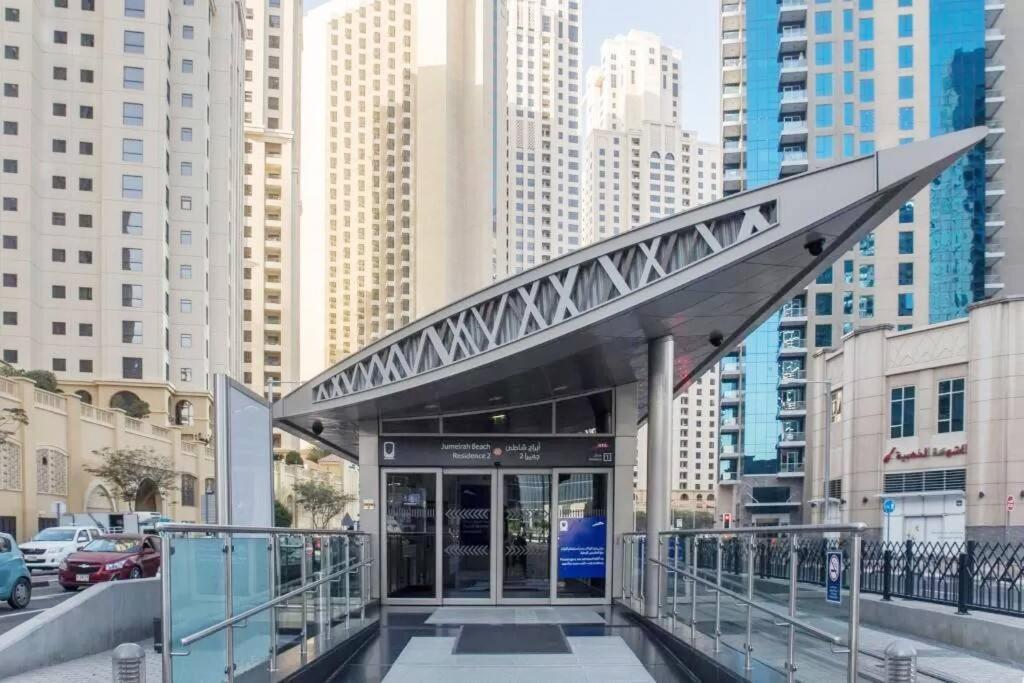 Luxury Beachfront 2 Bedroom In Jbr With Palm & Sea View Dubai